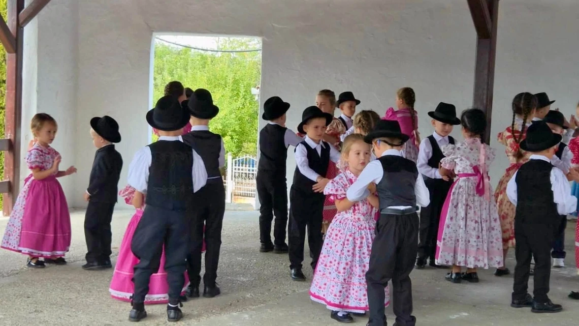 Nemzetiségek Folklórfesztiválja