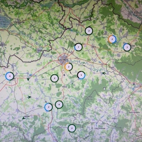 Folyamatosan takarítják a megyei utakat