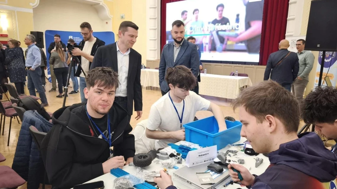 inovația mai aproape de elevii din Satu Mare